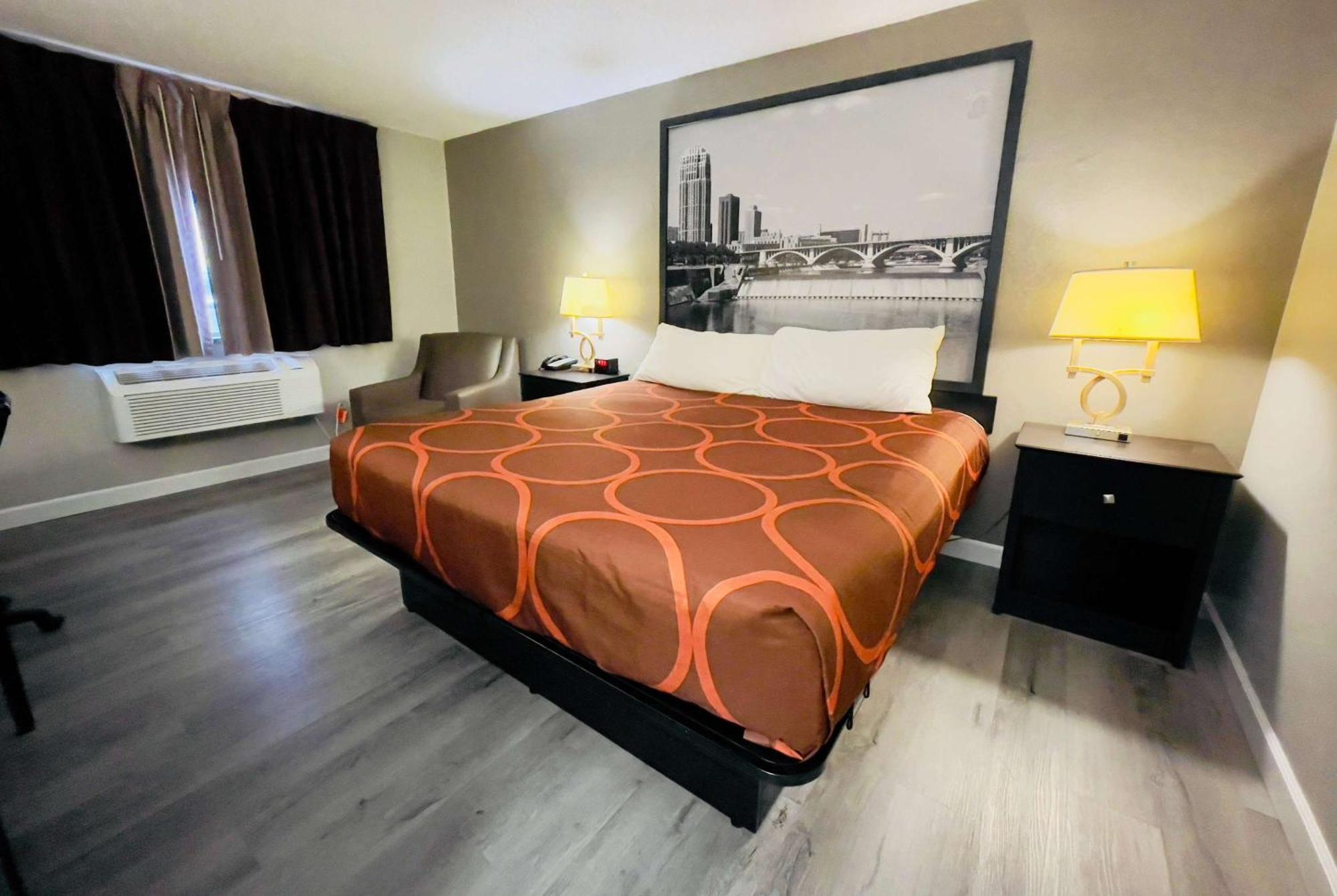 Hotel Super 8 By Wyndham Shakopee Esterno foto