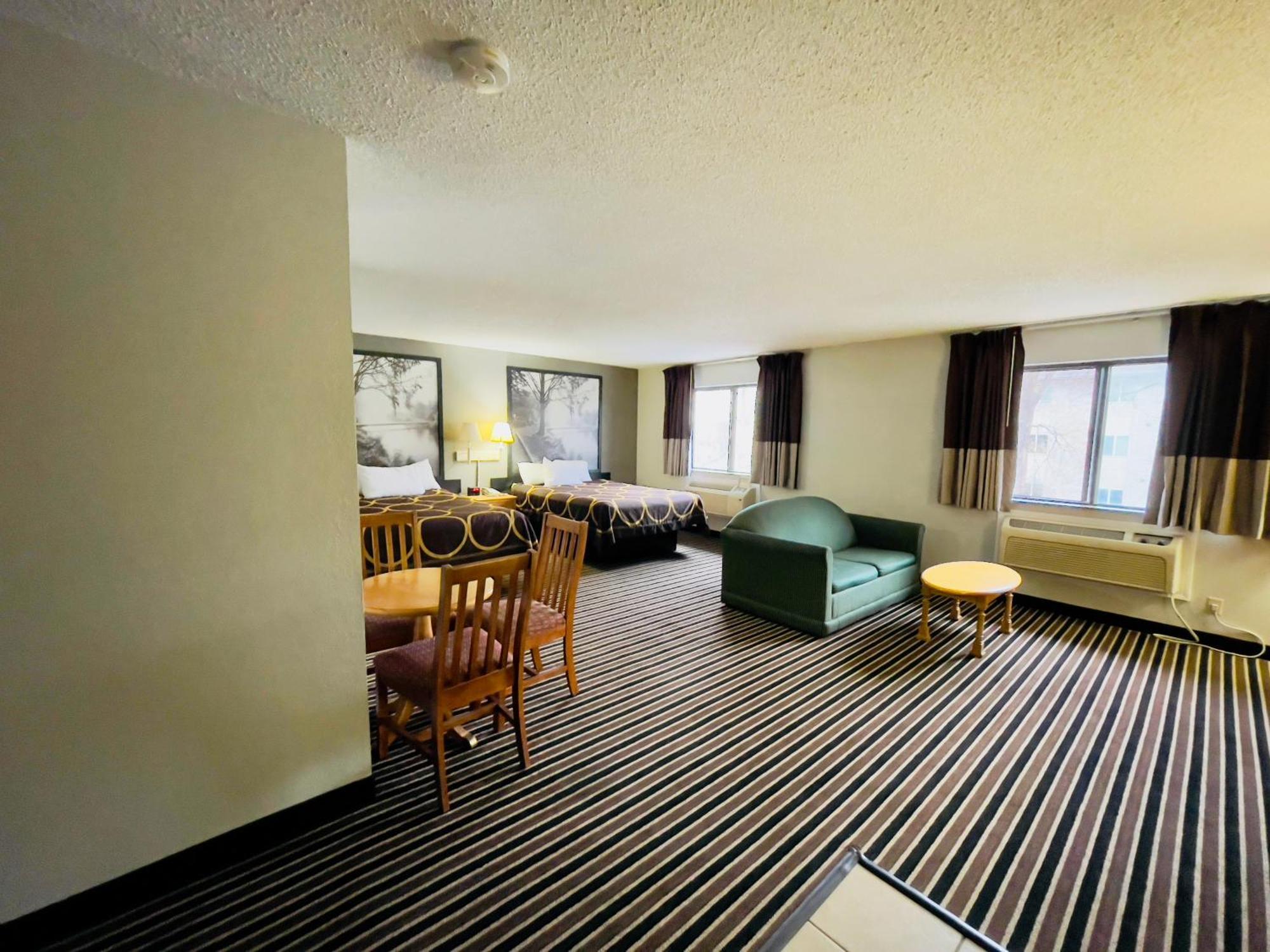 Hotel Super 8 By Wyndham Shakopee Esterno foto