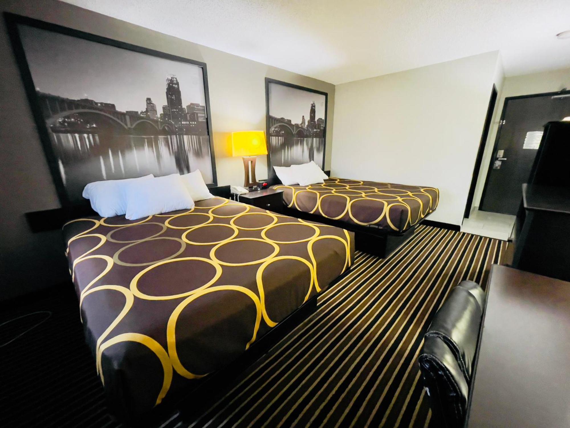 Hotel Super 8 By Wyndham Shakopee Esterno foto