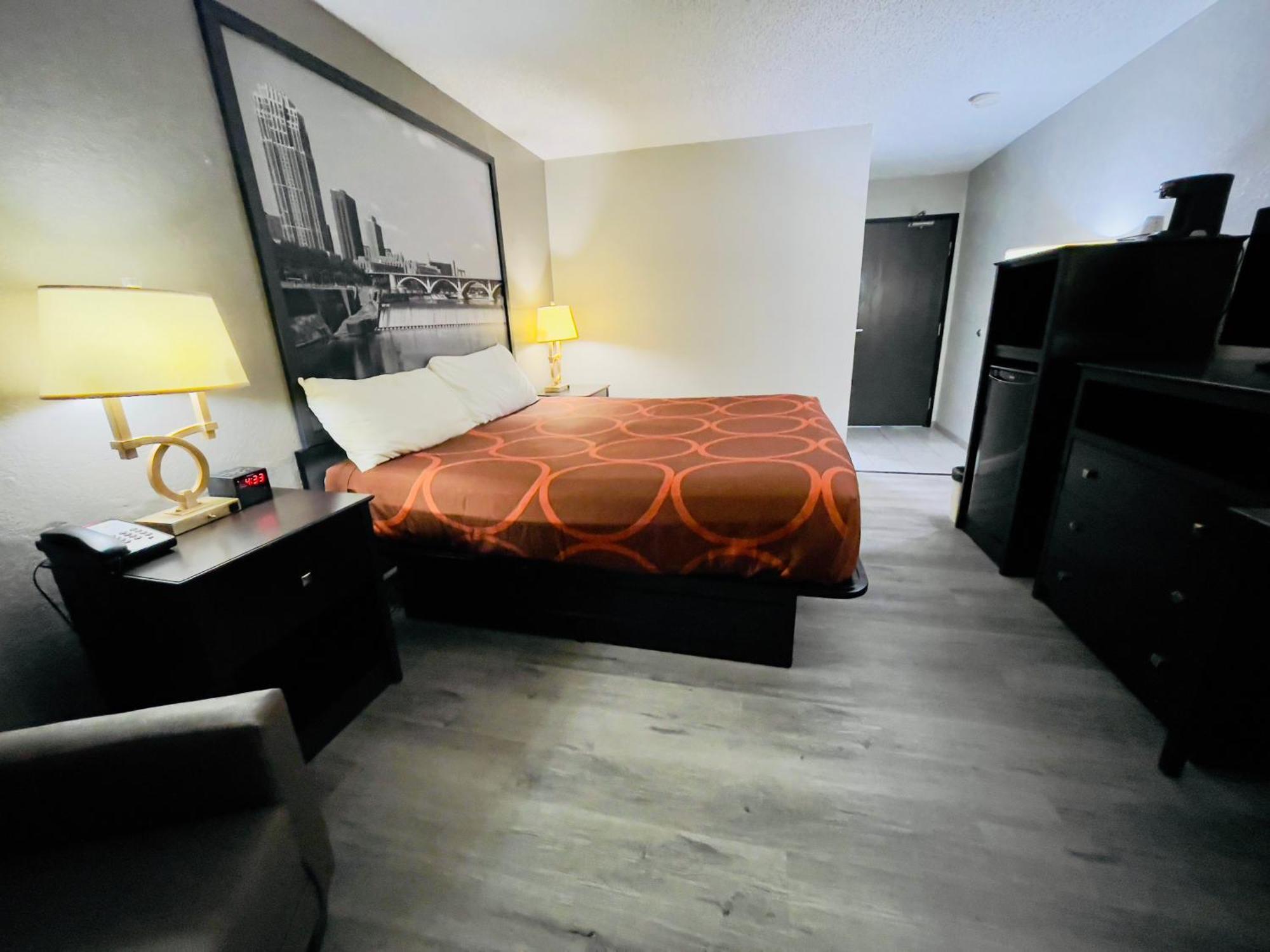 Hotel Super 8 By Wyndham Shakopee Esterno foto
